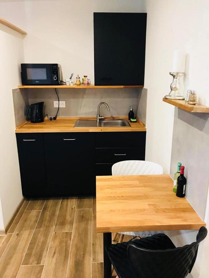 Apartman Ginko I Bratislava Eksteriør bilde