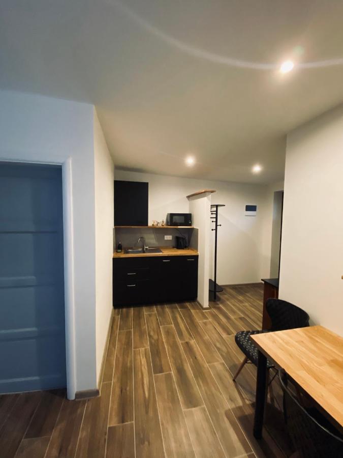 Apartman Ginko I Bratislava Eksteriør bilde